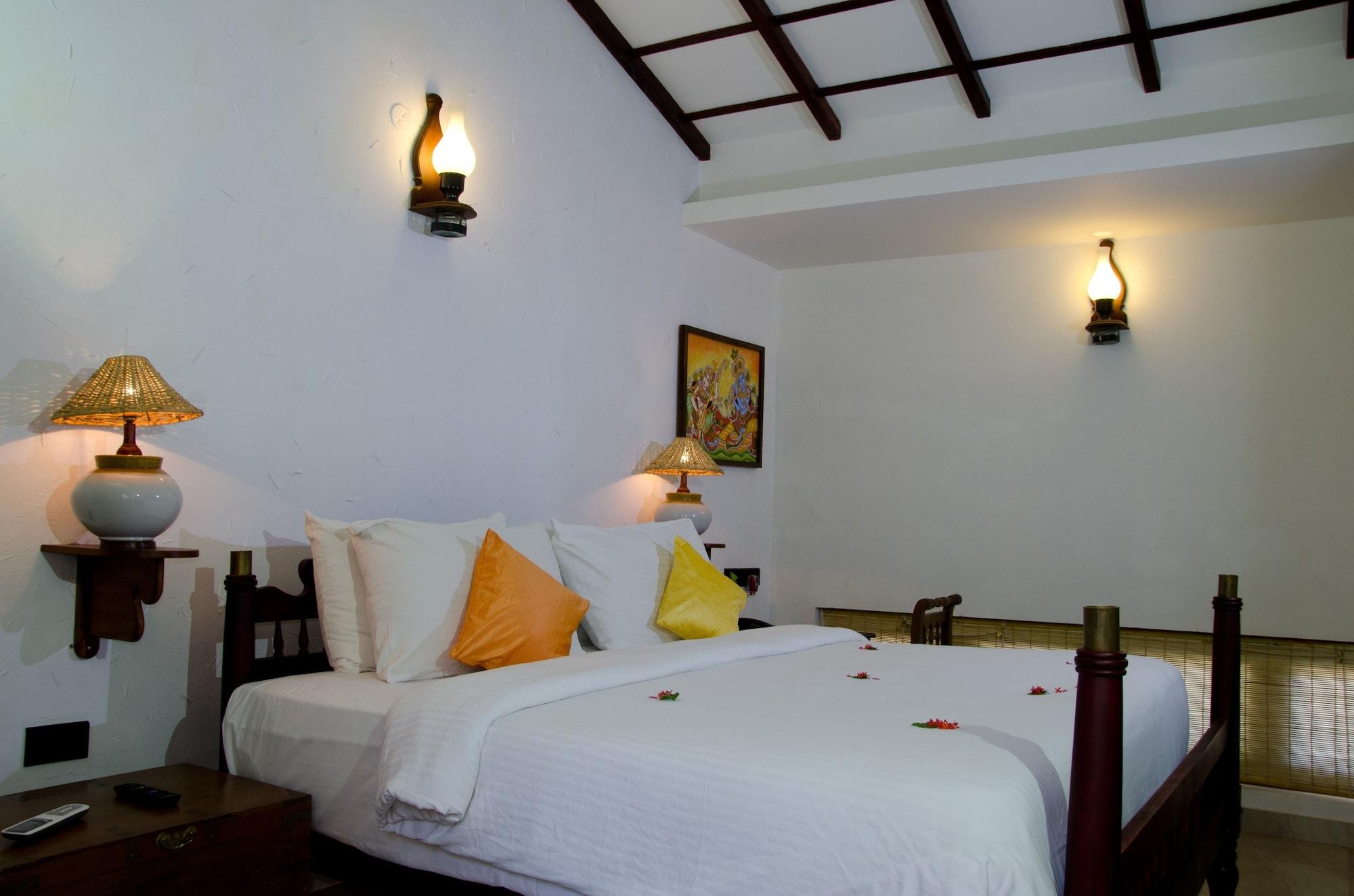 Punnamada Resort Alappuzha Bagian luar foto