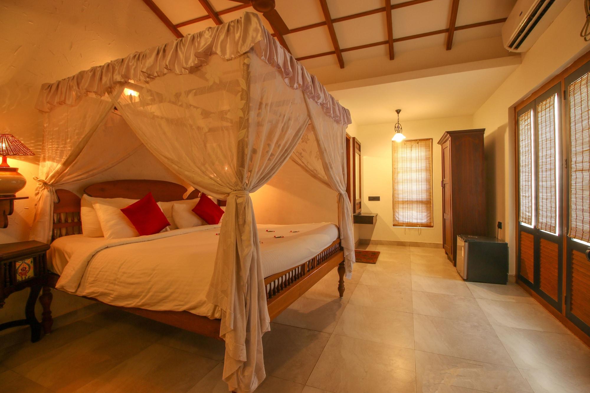 Punnamada Resort Alappuzha Bagian luar foto